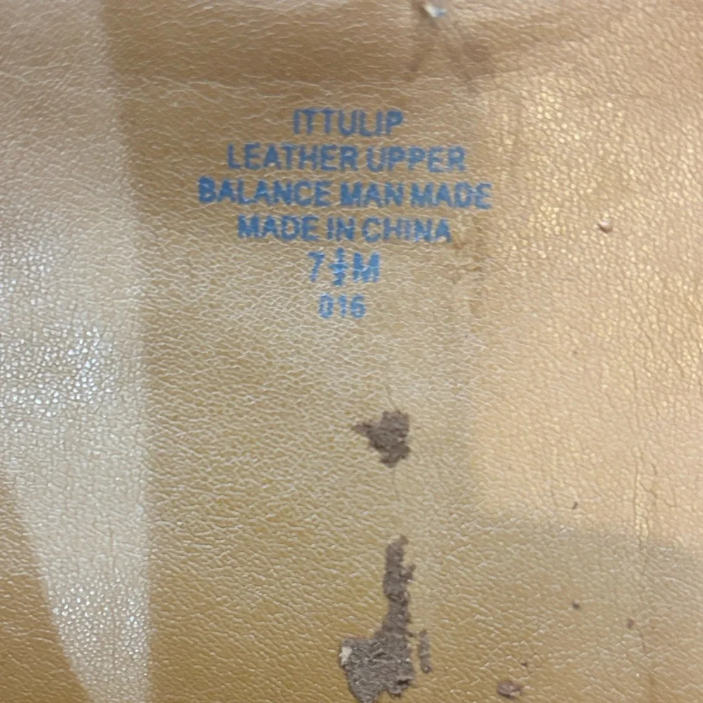 Ivanka Trump Brown Knee High Zip Up Leather Boots, Size 7.5 - Picture 3 of 11